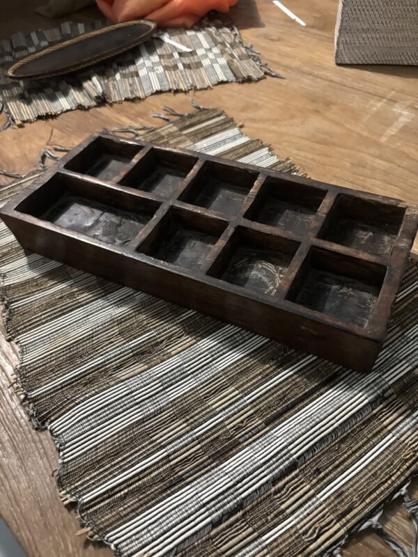 10 Hole Jewelry Tray