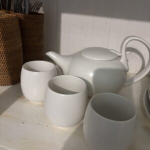 D4-03-08 Tea Pot + 3 Cup