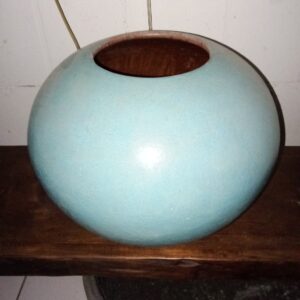 D7-09 Medium Round Vase